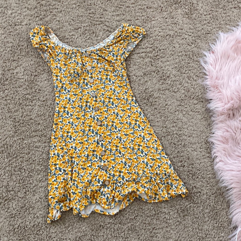 Floral above knee dress
